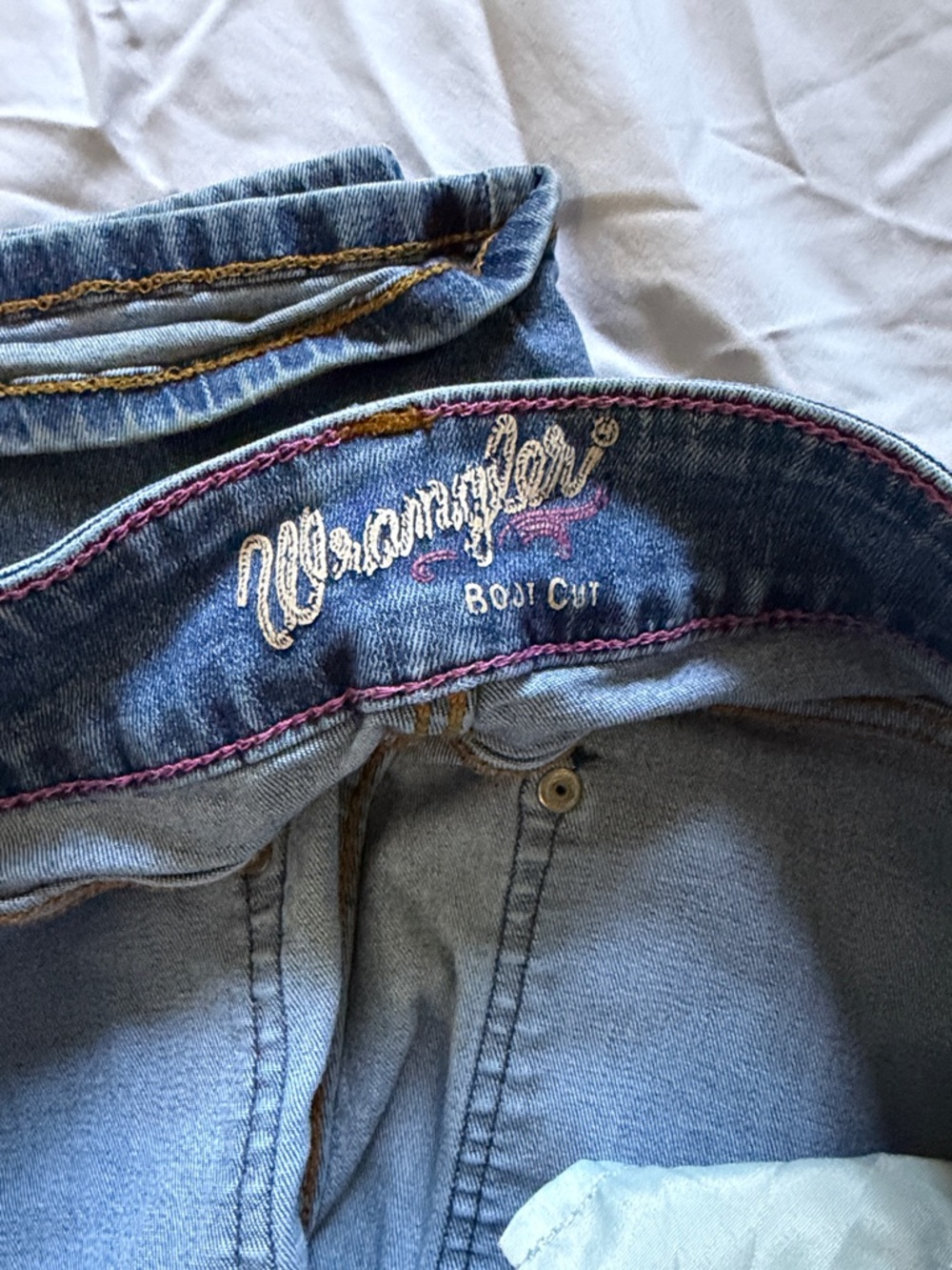 Wrangler Boot Cut - Picture 3 of 4